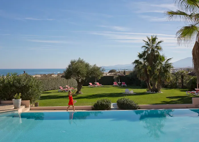 Grand Les Flamants Roses Thalasso&spa Hotel 4*