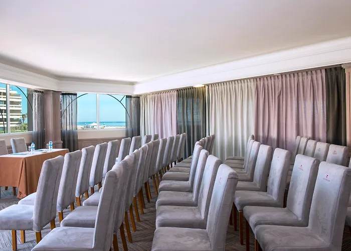 Grand Les Flamants Roses Thalasso&spa Hotel