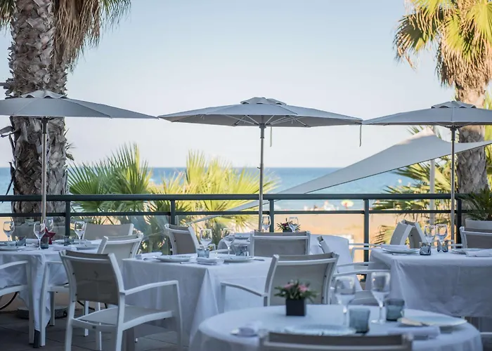 Hotel Grand Les Flamants Roses Thalasso&spa 4*