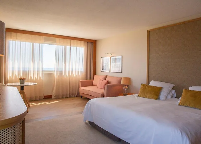 Grand Les Flamants Roses Thalasso&spa Hotel