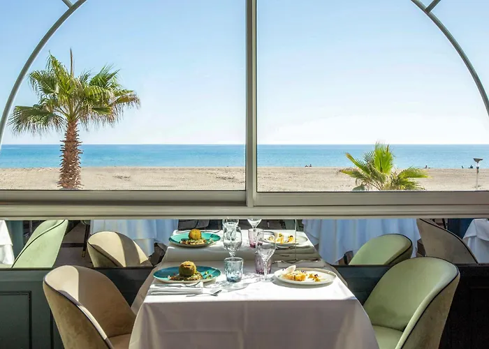 Grand Les Flamants Roses Thalasso&spa Hotel 4*