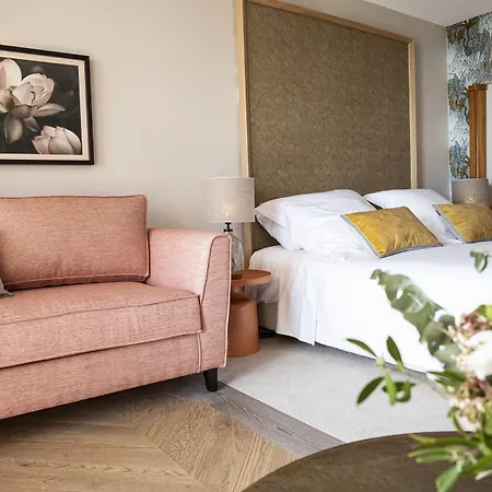 호텔 Grand Les Flamants Roses Thalasso & 4*