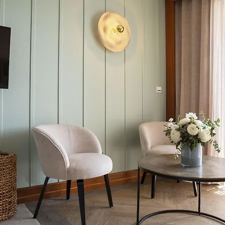 Hotel Grand Les Flamants Roses Thalasso & 4*