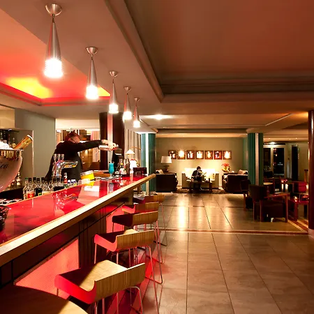 Grand Les Flamants Roses Thalasso & 4* 카네트
