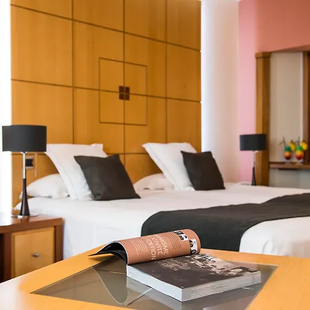 Otel Grand Les Flamants Roses Thalasso &