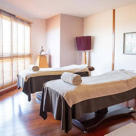Grand Les Flamants Roses Thalasso & Otel 4*