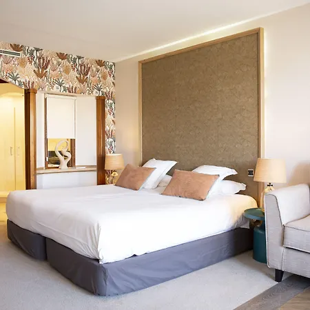 Otel Grand Les Flamants Roses Thalasso &