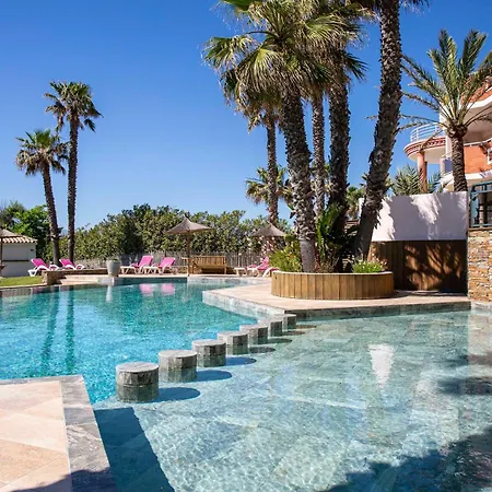 Grand Les Flamants Roses Thalasso &