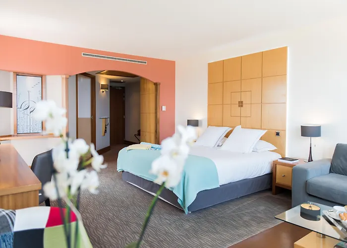 Grand Les Flamants Roses Thalasso & 4* Canet-en-Roussillon