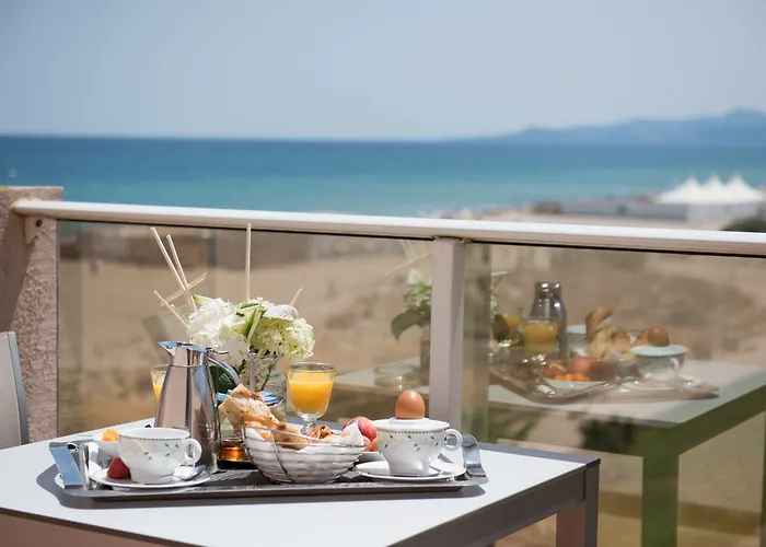 Grand Les Flamants Roses Thalasso & 4*